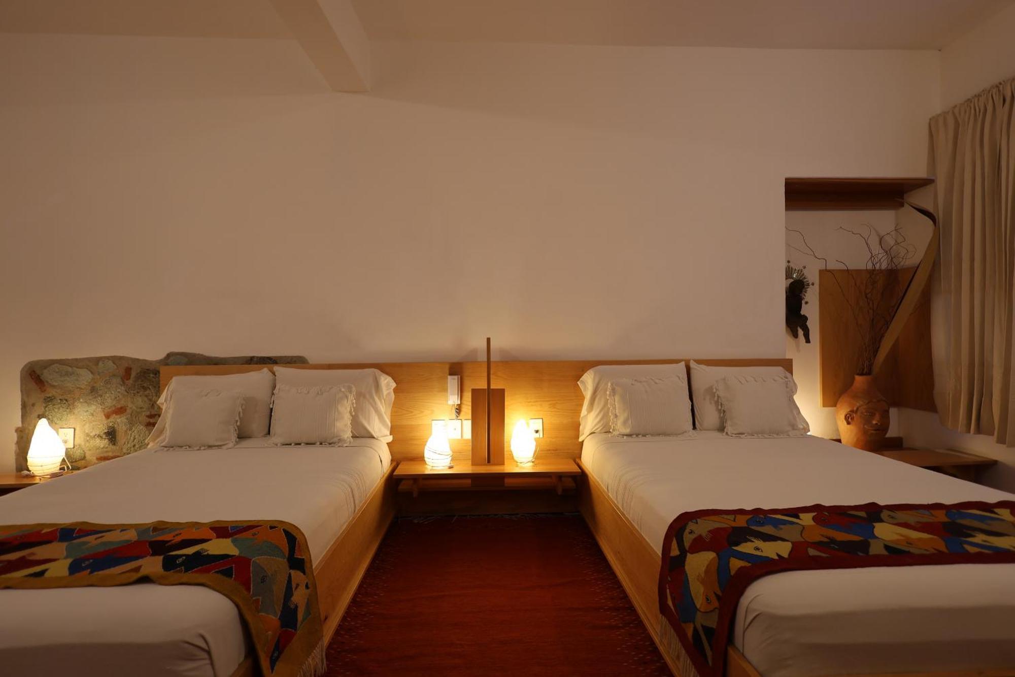 Ayook Hotel *