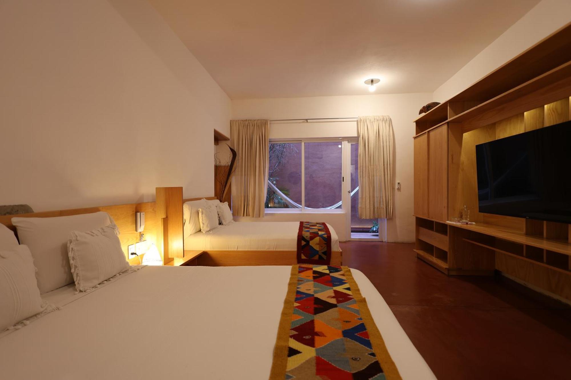 Ayook Hotel